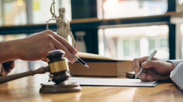 Werknemers- en managementparticipaties: Een strategisch instrument voor General Counsels