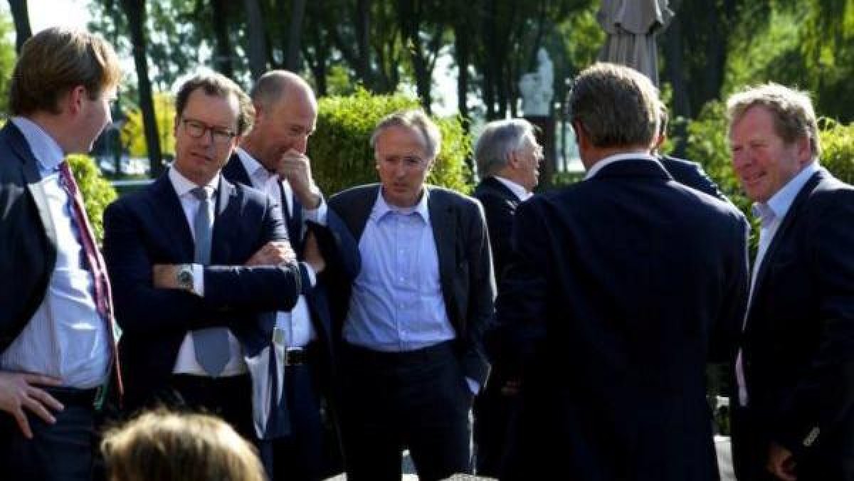 Top 40 M&A Advisors 2015 aantal deals