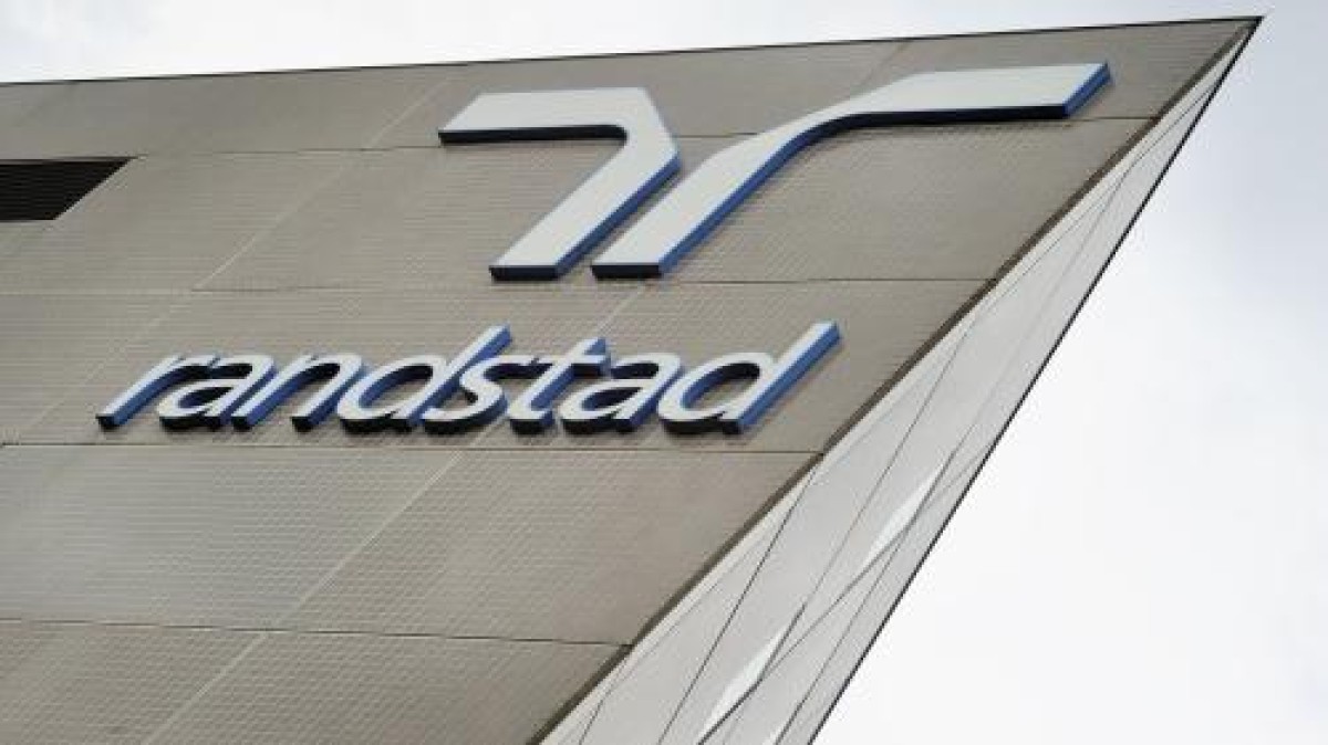 Randstad lijft Ausy definitief in
