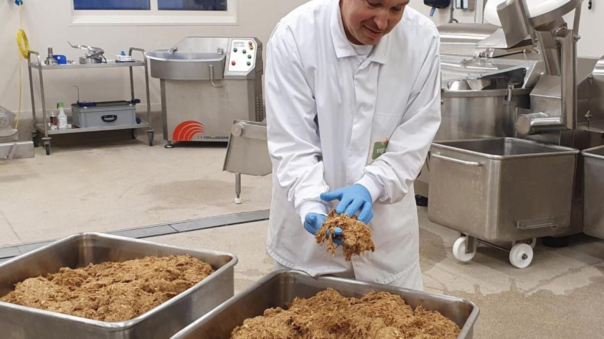 Kipspecialist koopt vegafabriek van Zilverwerf