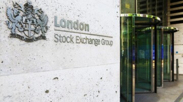 Leegloop dreigt voor London Stock Exchange door wegplukken beursfondsen door private equity