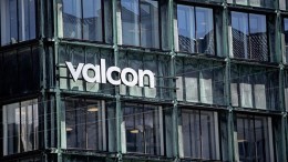 Eerste overname door Valcon sinds Rivean aan boord is