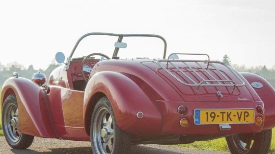 Dochter Lee Towers koopt Nederlandse autofabriek