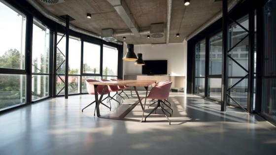 Sienna neemt belang in Eight Advisory