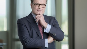 Cees Dekker naar Simmons & Simmons