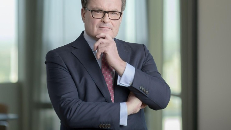 Cees Dekker naar Simmons & Simmons