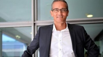 KPN onder nieuwe topman op het overnamepad