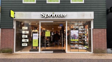 Britse Frasers Group aast op sportretailers in Nederland