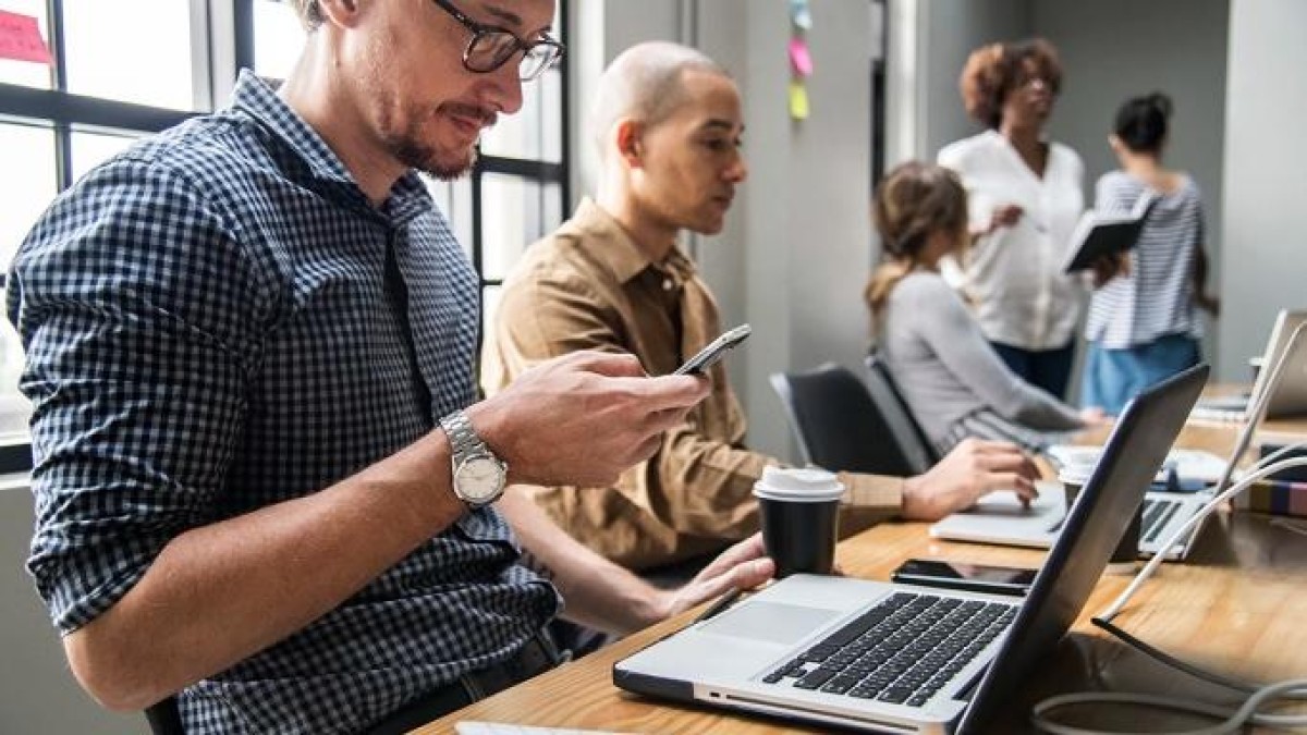 Overnames piekten vorig jaar in de ICT-sector