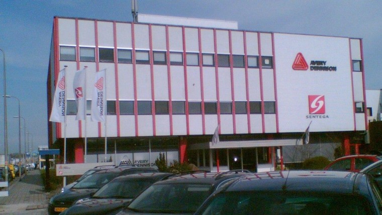 Avery Dennison neemt Rietveld over