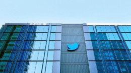 Overname voert Twitter naar rand van de afgrond