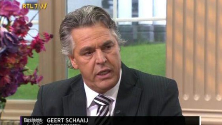 Geert Schaaij bouwt belang VNC verder af