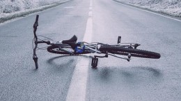 Het regent kapotte fietsmerken die in de ramsj gaan