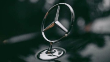 Autodealer Stern verkoopt meeste activiteiten aan Zweeds Hedin