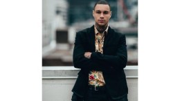 Voetballer Gregory van der Wiel verkoopt belang in kledingmerk BALR.