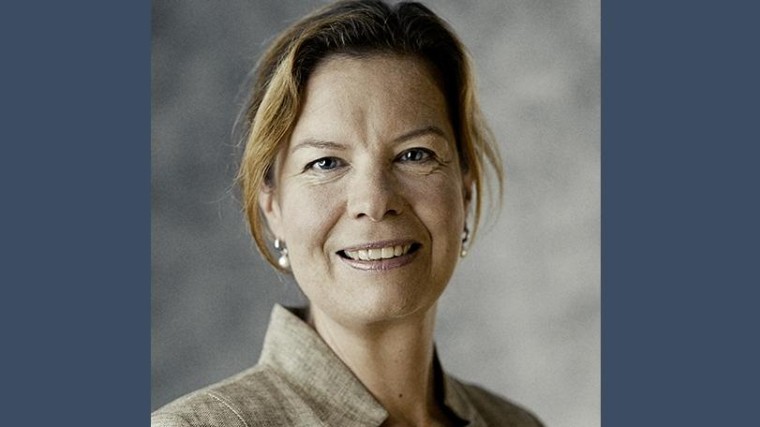 Saskia Hoek-van den Berg naar Houthoff