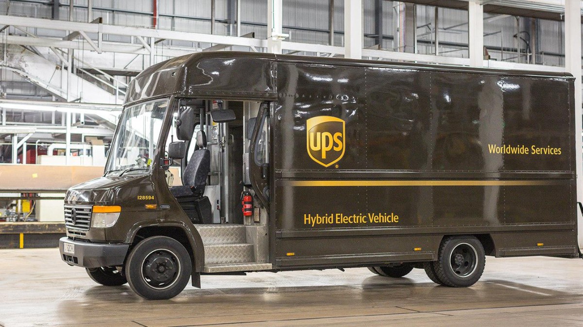 UPS palmt de Italiaanse Bomi Group in