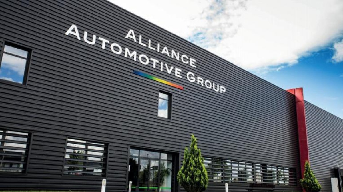 Automaterialenbedrijf AAG sluit deal nummer zeven