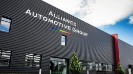 Automaterialenbedrijf AAG sluit deal nummer zeven