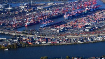 Hamburgse haven voor een deel naar Zwitserse rederij