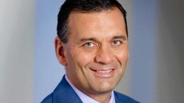 Sander van der Laan naar Action