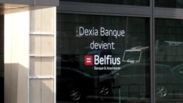 Per vandaag start de Belgische staat de zoektocht naar een koper van een deel van staatsbank Belfius 