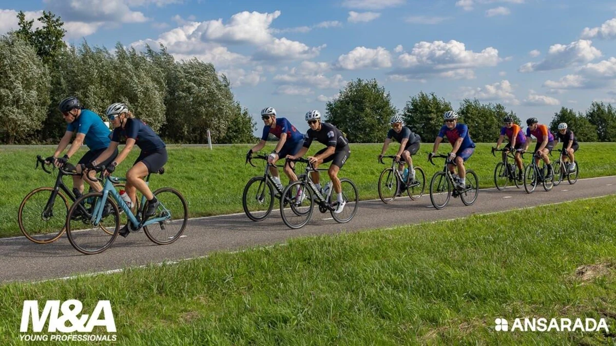 Wielrenners op M&A Criterium 2026