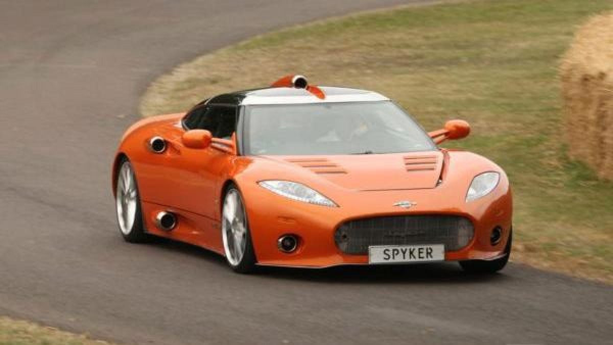 Schuldenvrij Spyker bereidt zich voor op fusie met vliegtuigbouwer