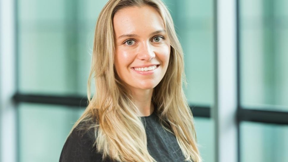 Van strategie tot impact: Nina Zimberlin over haar werk in M&A, duurzaamheid en leiderschap