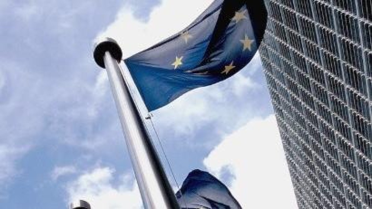 'EU moet Chinese bedrijfsovernames tijdelijk verbieden'