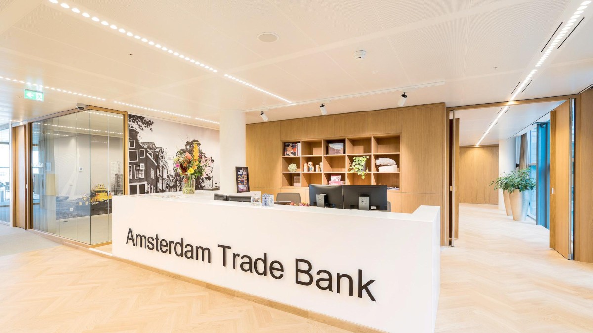 Oligarch wil af van Amsterdam Trade Bank