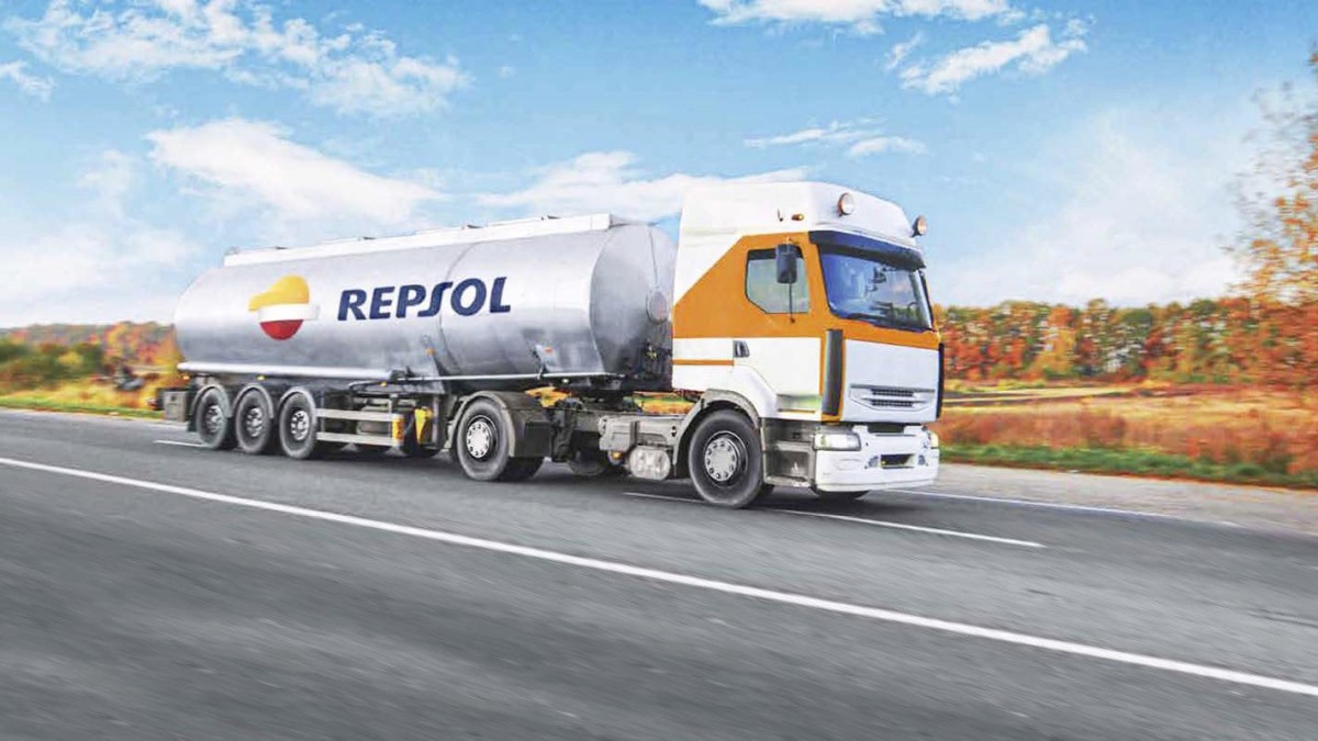 Spaanse oliereus verkoopt belang in fossiel