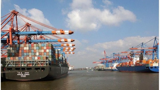 Tweespalt over verkoop Hamburgse haven aan Cosco