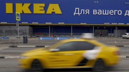 IKEA zet fabrieken en warenhuizen Rusland te koop