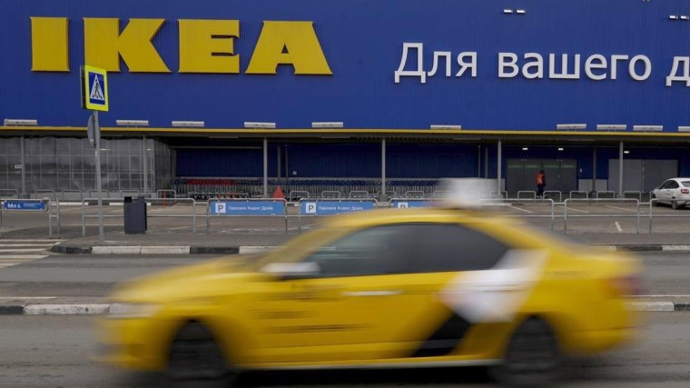 IKEA zet fabrieken en warenhuizen Rusland te koop