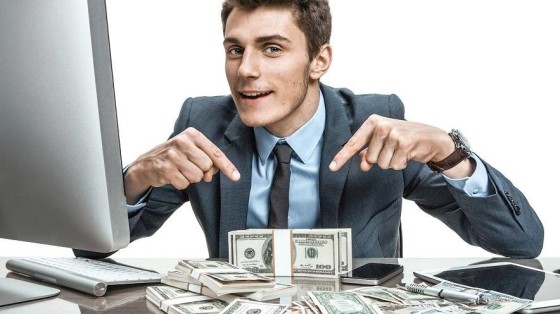 Wie verdienen er geld aan spacs?