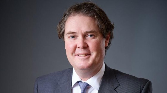 Corporate praktijk advocatenkantoor DLA Piper versterkt met Henk Arnold Sijnja