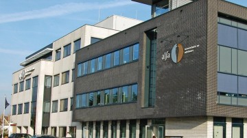 Alfa neemt O-twee Accountants over