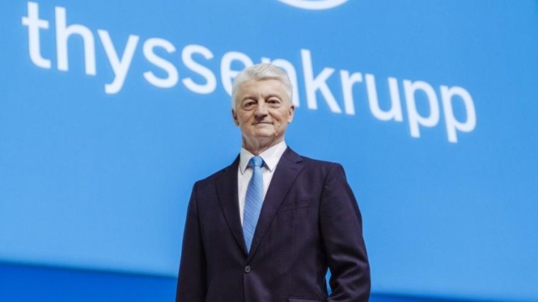 Topman ThyssenKrupp dient ontslag in
