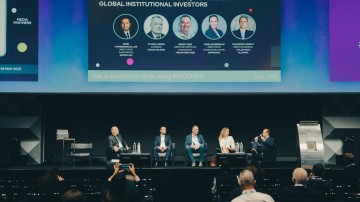 0100 Europe brengt 700 LP’s en GP’s samen in Amsterdam