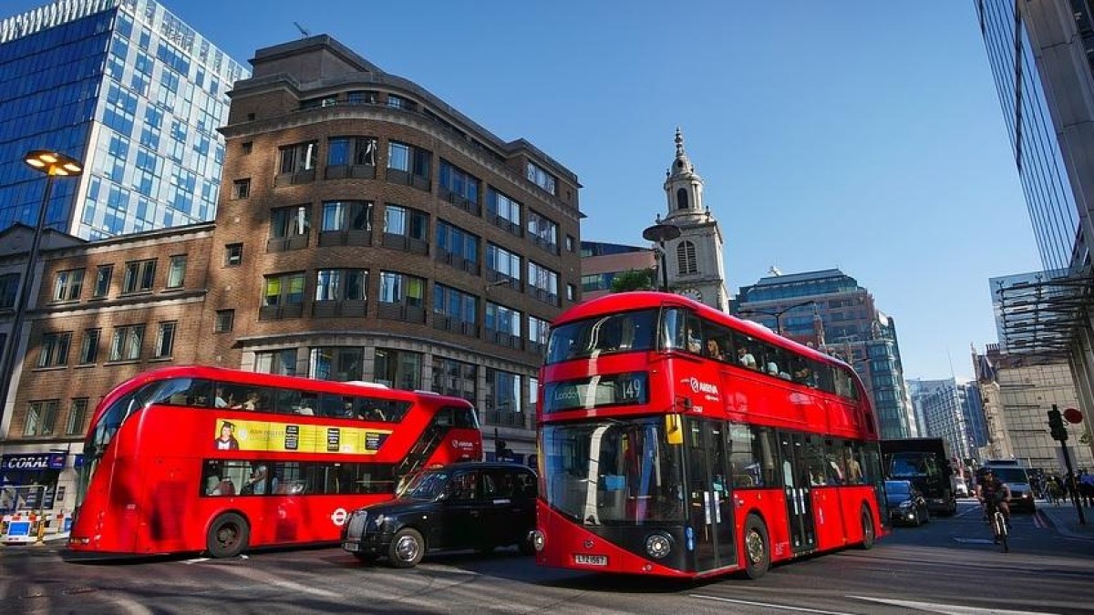 De megafusie sterft uit in Engeland