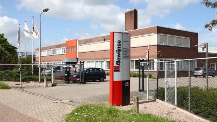 Strong Root Capital neemt Alewijnse over