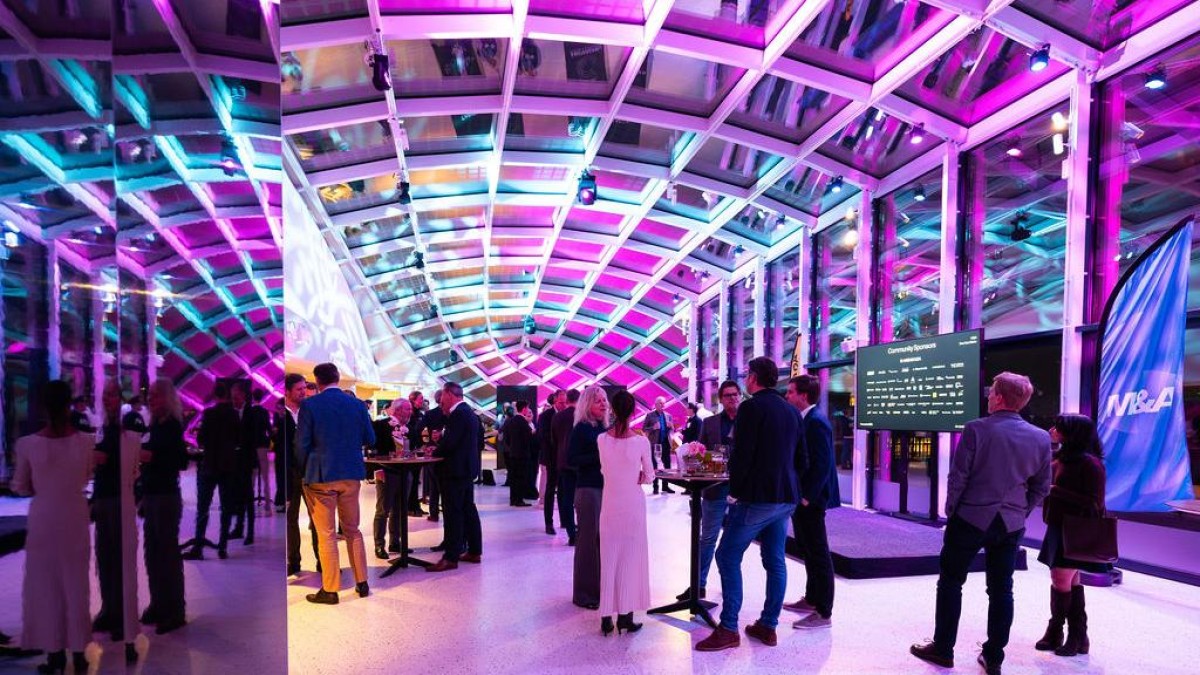 Nieuwjaarsborrel M&A Community luidt 2026 inspirerend in bij Capital C