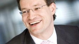 Caspar Berendsen van Cinven en Paul Best van Warburg Pincus uit RvC Ziggo