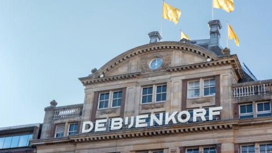 'De Bijenkorf staat te koop'