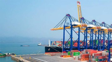 APM Terminals stapt in Vietnamese containerterminal