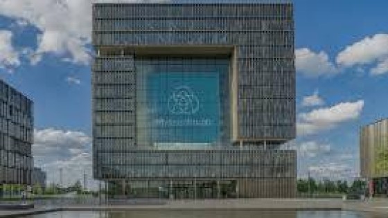 Afsplitsing staaltak Thyssenkrupp op losse schroeven