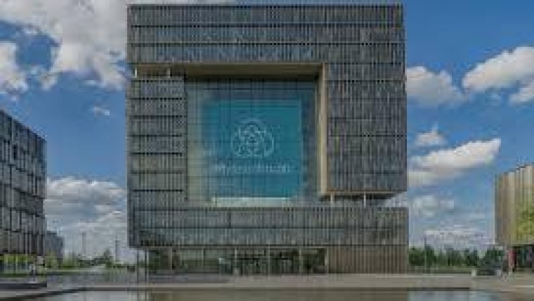 Afsplitsing staaltak Thyssenkrupp op losse schroeven