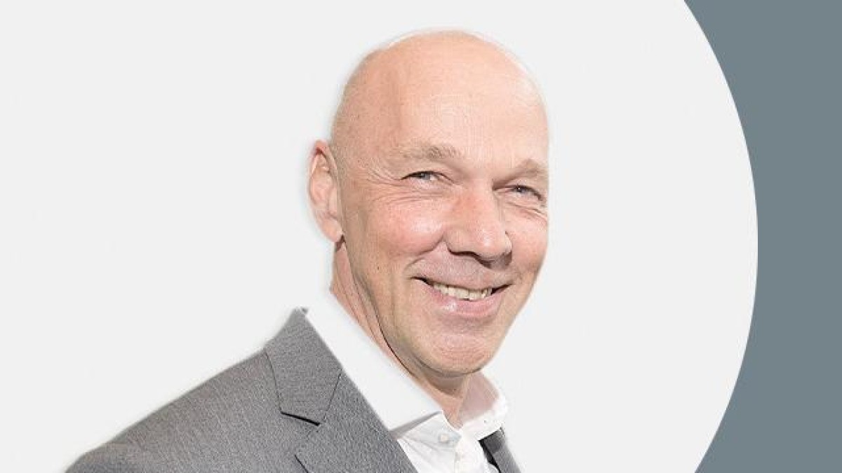 In memoriam: Alex van Groningen