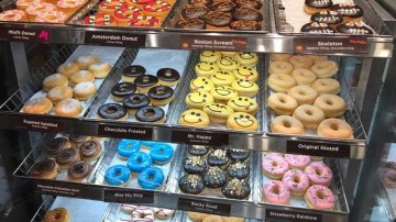 Donut- en koffieketen Dunkin' naar Van der Valk